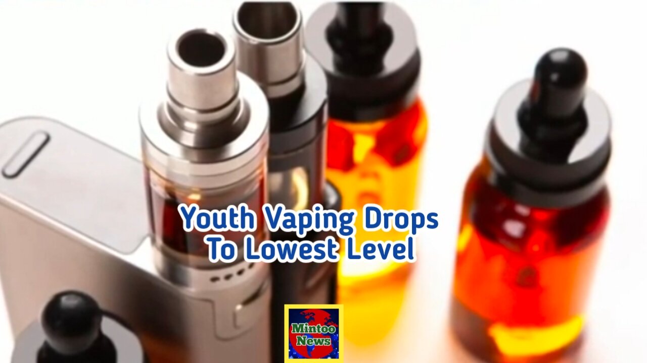 Youth vaping drops to lowest level in a decade