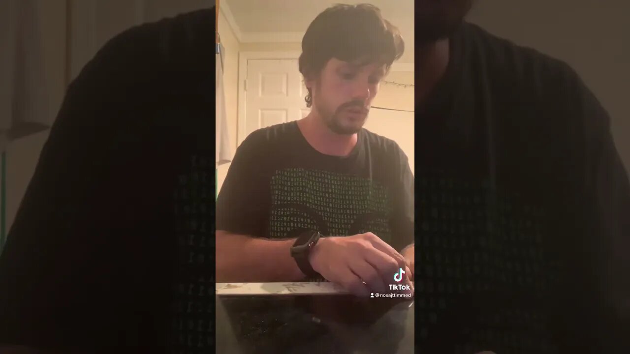 Slow motion pen boarding. #slowmotion #pens #slowmo #fingerboarding #boredom