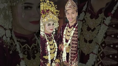 Senyum Bahagia Pengantin Pakaian Adat Palembang #shorts #short #shortvideo