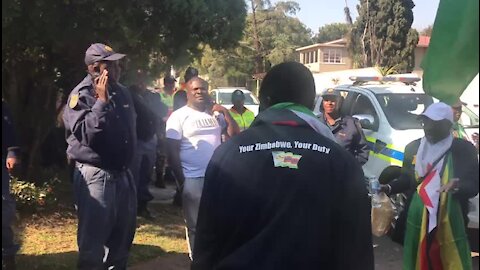 Zimbabweans dispersed from Pretoria embassy (nXw)