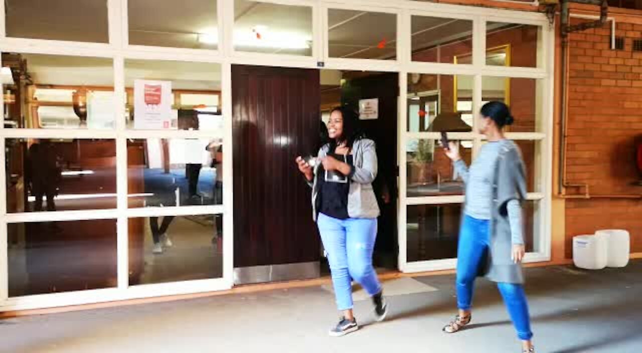 SOUTH AFRICA -Durban - Shekhinah visit Durban schools (Videos) (hBA)