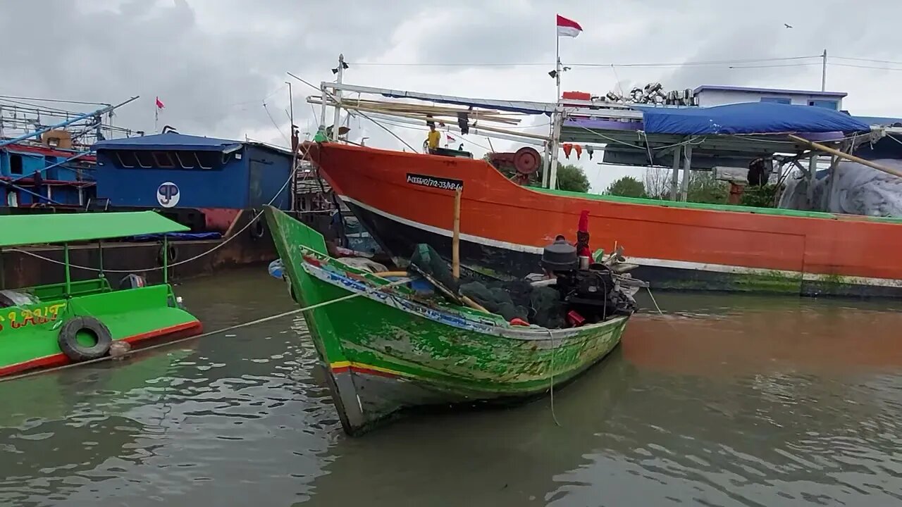 Kapal Nelayan Jumbo Siap Siap Berlayar Ke Papua