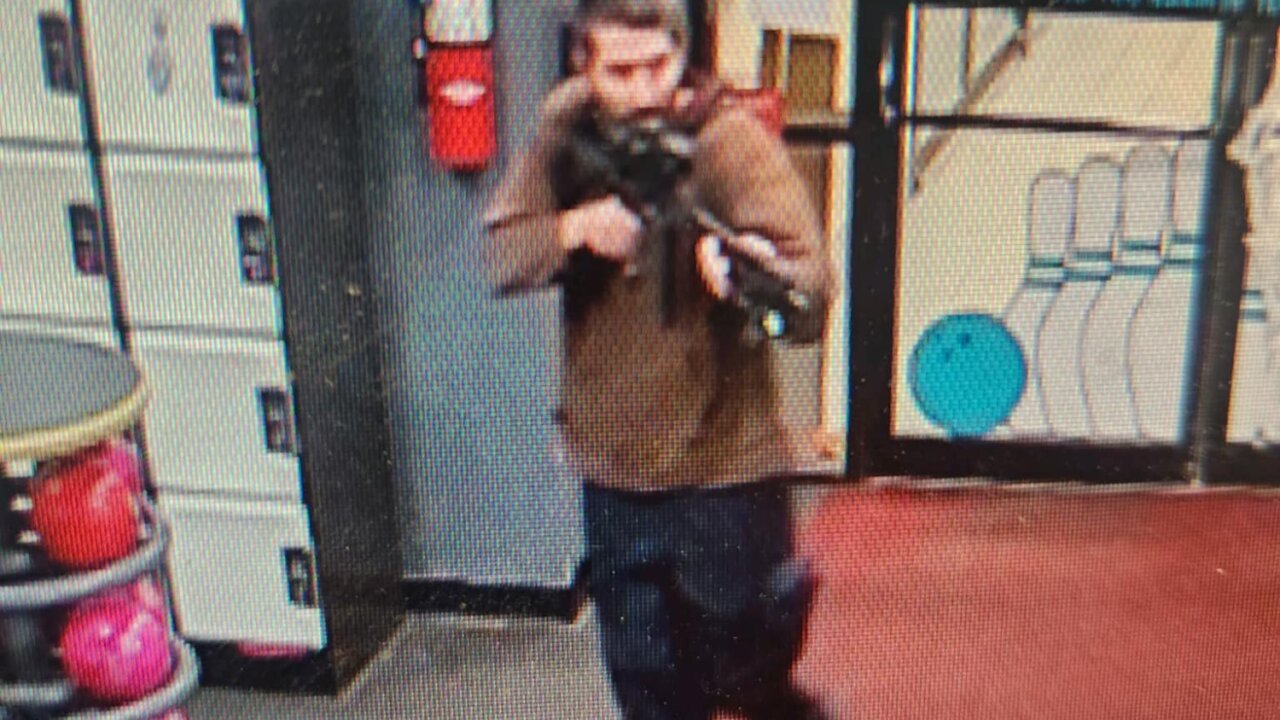 10.26.23 | Analyze shooter (pawn). Voices in his head?