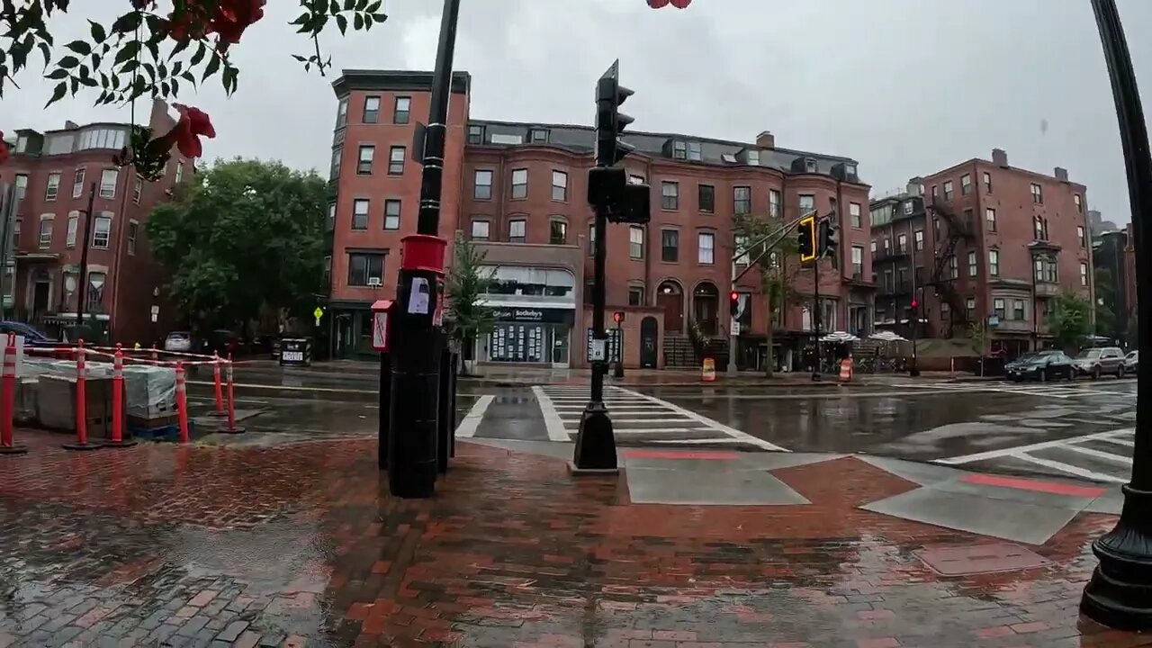 #boston #weather South End - Beehive - Arts Center - Rainy Sunday in Boston #massachusetts