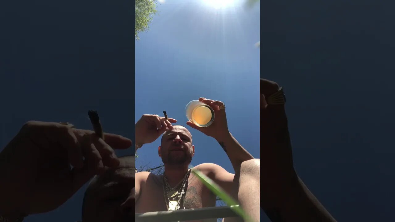 In the Present 🎁💨🍹☀️