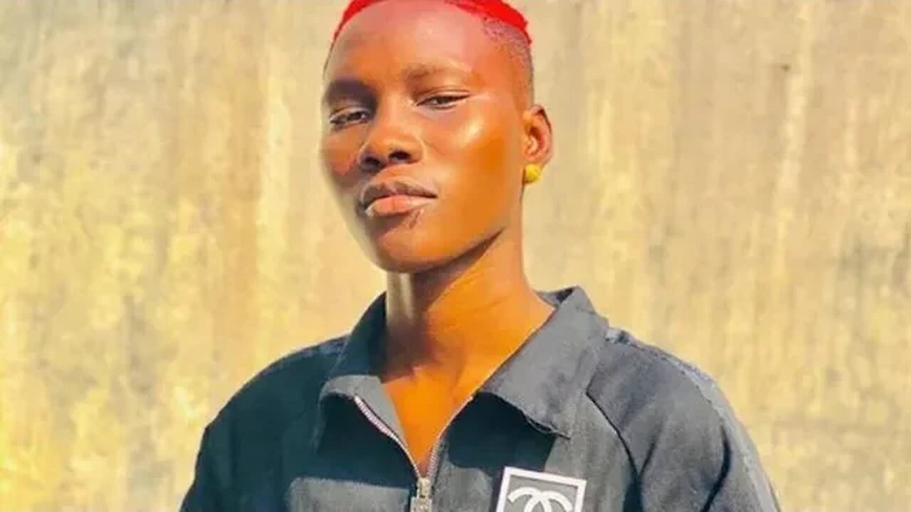 (Video) Singer Zinoleesky says announces he and Naira Marley’s sister are no longer together