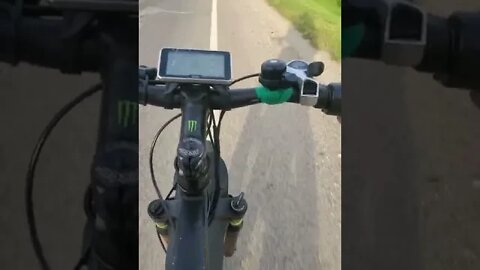 E-bike cruise through town to get some BBQ. #yolo #electric #ebike #fun #fattirebike #bikelife