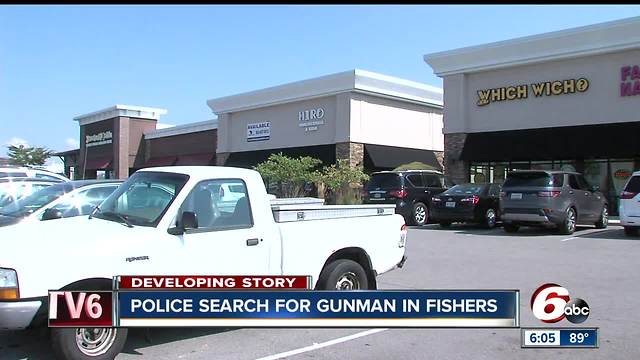 Fishers police search for gunman who shot man in shopping plaza