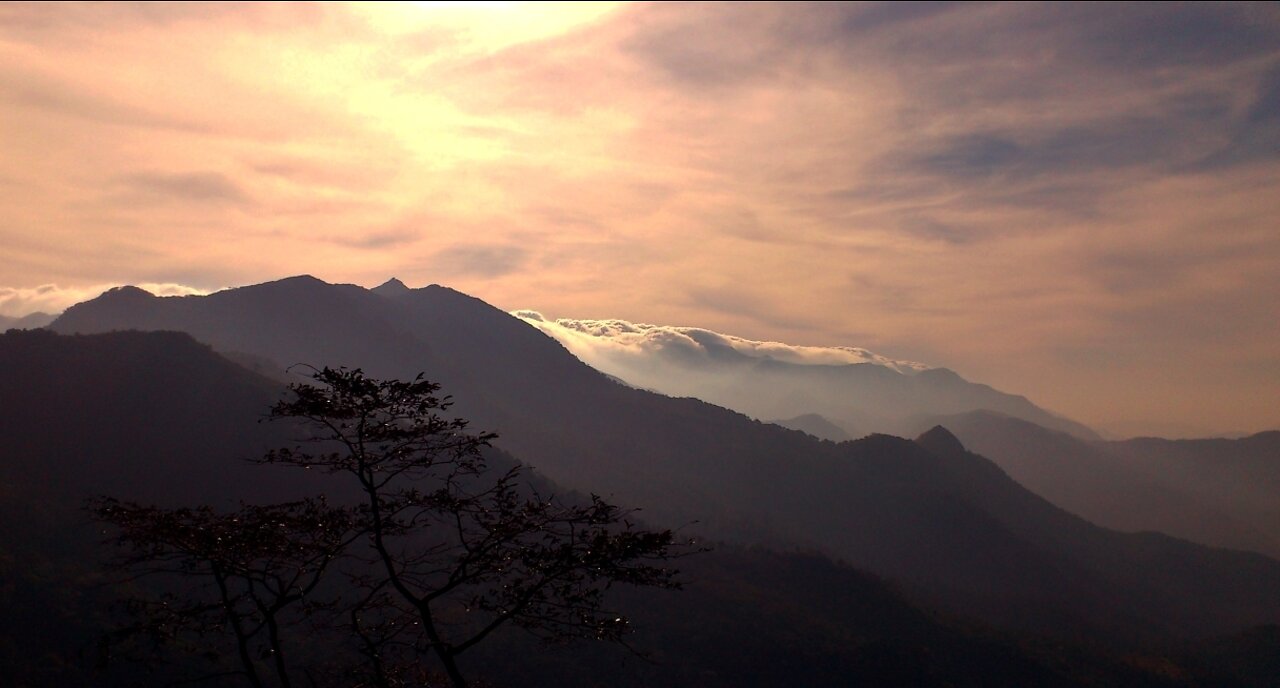 PONMUDI hairpin 22 curves shot with GOPRO 8 , Thiruvananthapuram (the Golden Peak)