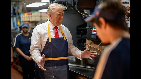 HILARIOUS: Trump gives reporters french fries🍟 “This is for the fake news.” 🤣