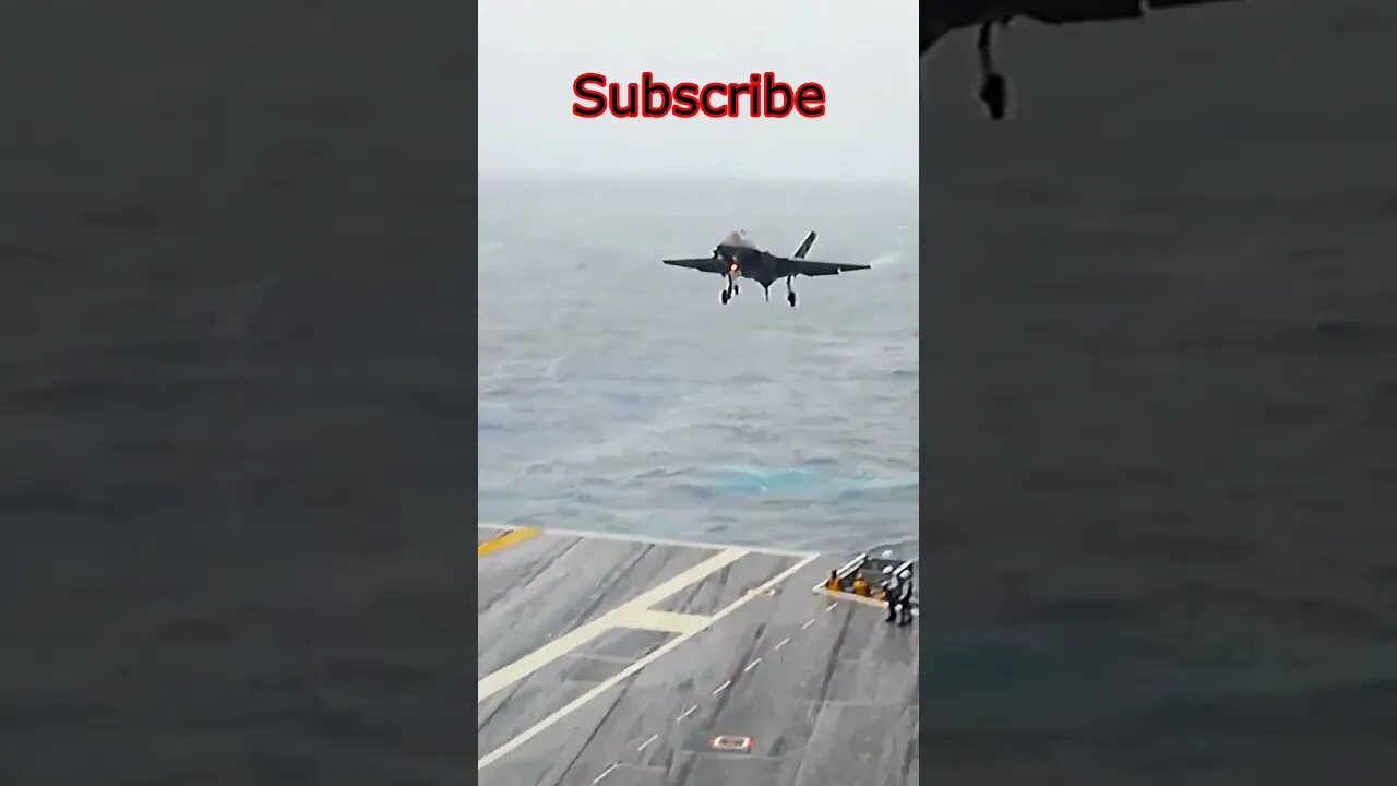 Insanely Short #F35 Landing On Aircraft Carrier #Aviation #AeroArduino