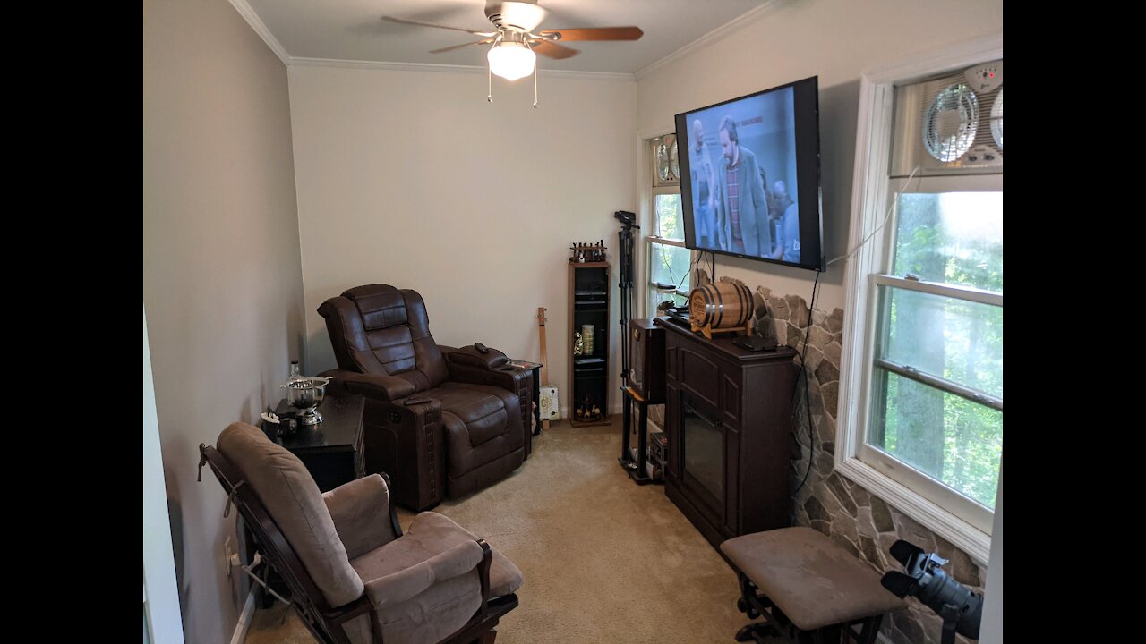 Season 1 Extra The new Pipe and Cigar Smoking Vets Studio
