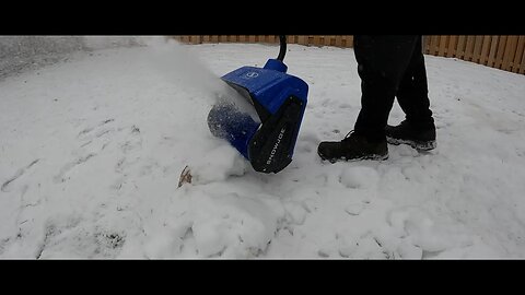 SnowJoe Power shovel SLO MO