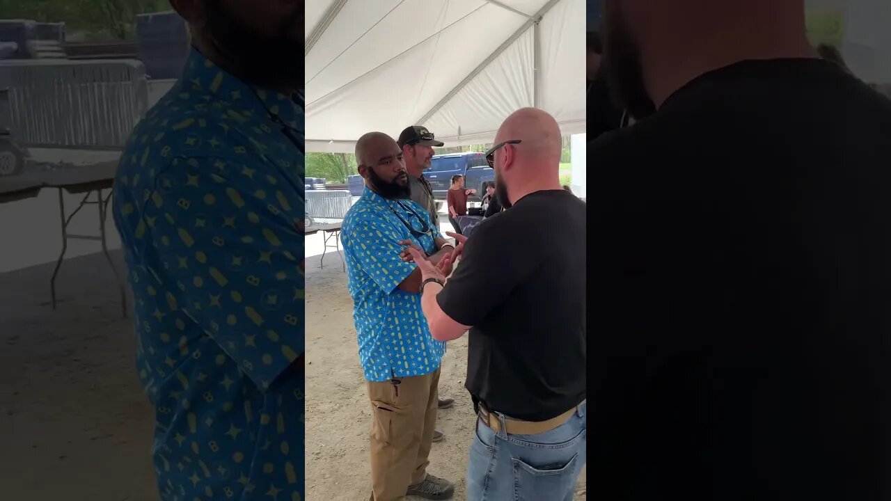 TJ schmoozin’ with creators at The Gathering
