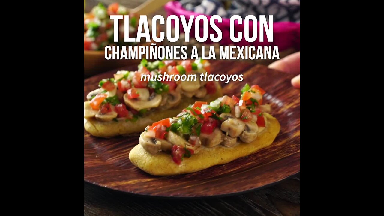 Tlacoyos with Mexican Mushrooms