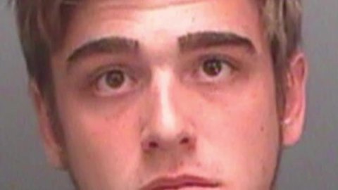 22-year-old arrested for pleasuring himself in car| Digital Short