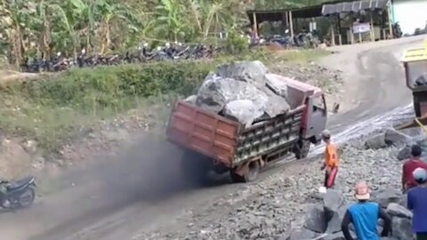 truck fail to climb