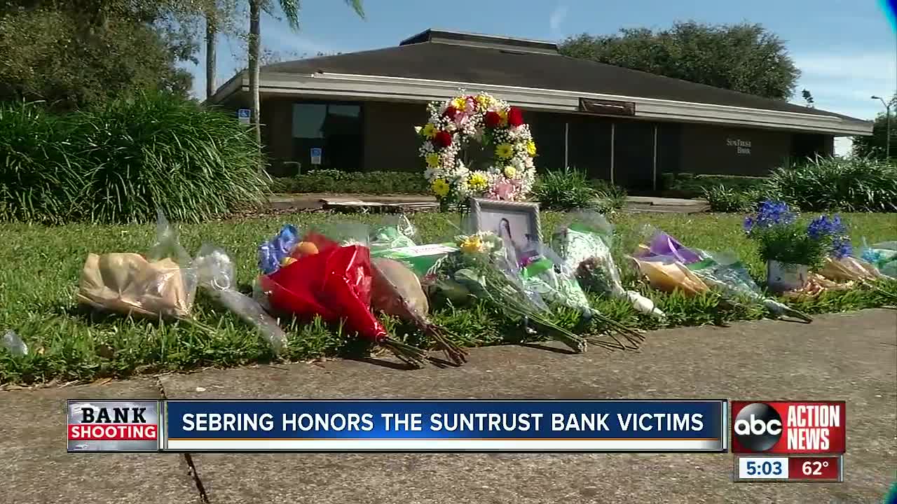 Sebring honors the Suntrust bank victims