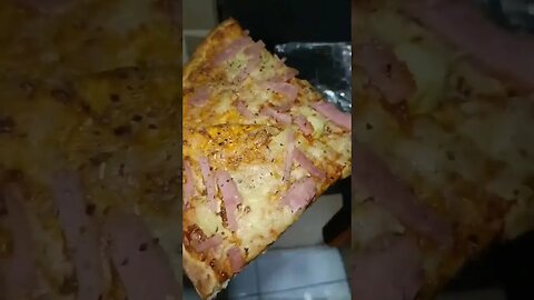 Reheating pizza using air fryer #pizza #reheat #airfryer #trending #shortvideo #shortsfeed