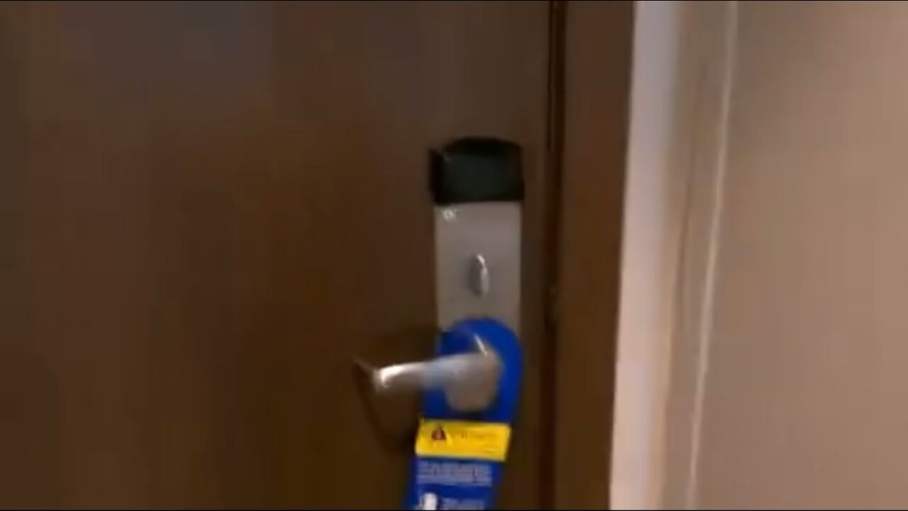 “You’re Gonna Get Gassed” - Hotel Quarantine in Australia