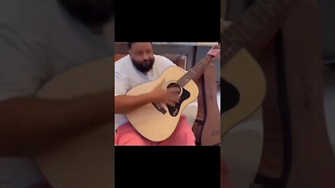 DJ Khaled has become a guitarist (CREDITS: schizophrenichamster) #cool #beat #new #song