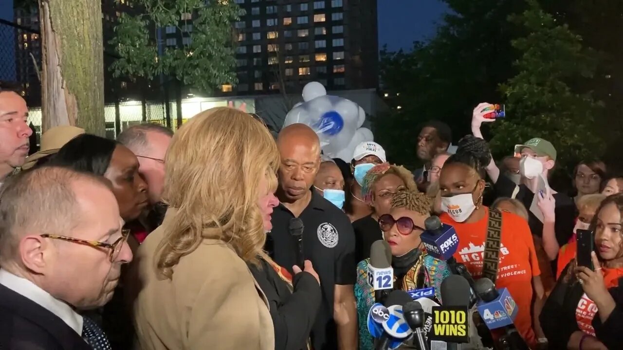 The Candlelight Vigil for #azsiajohnson hosted by @JulieMenin and @warmnyc @warm_nyc on 95th street