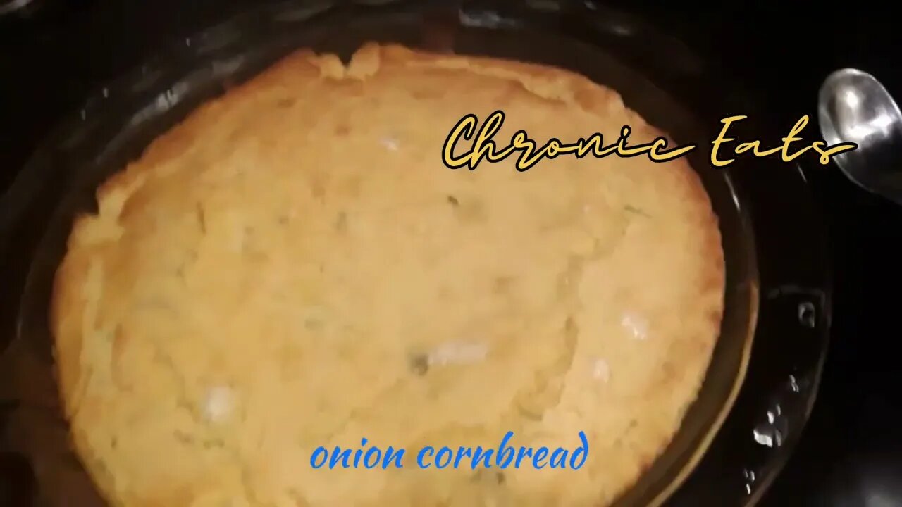 Onion cornbread | @Chronic.Eats on IG π½πΊπΈπ #shorts #cornbread #onions