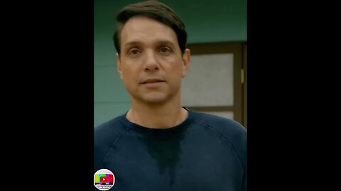 O DEMITRI APARENTAVA NÃO TER NENHUM TALENTO PARA O KARATE NAS PRIMEIRAS TEMPORADAS DE COBRA KAI