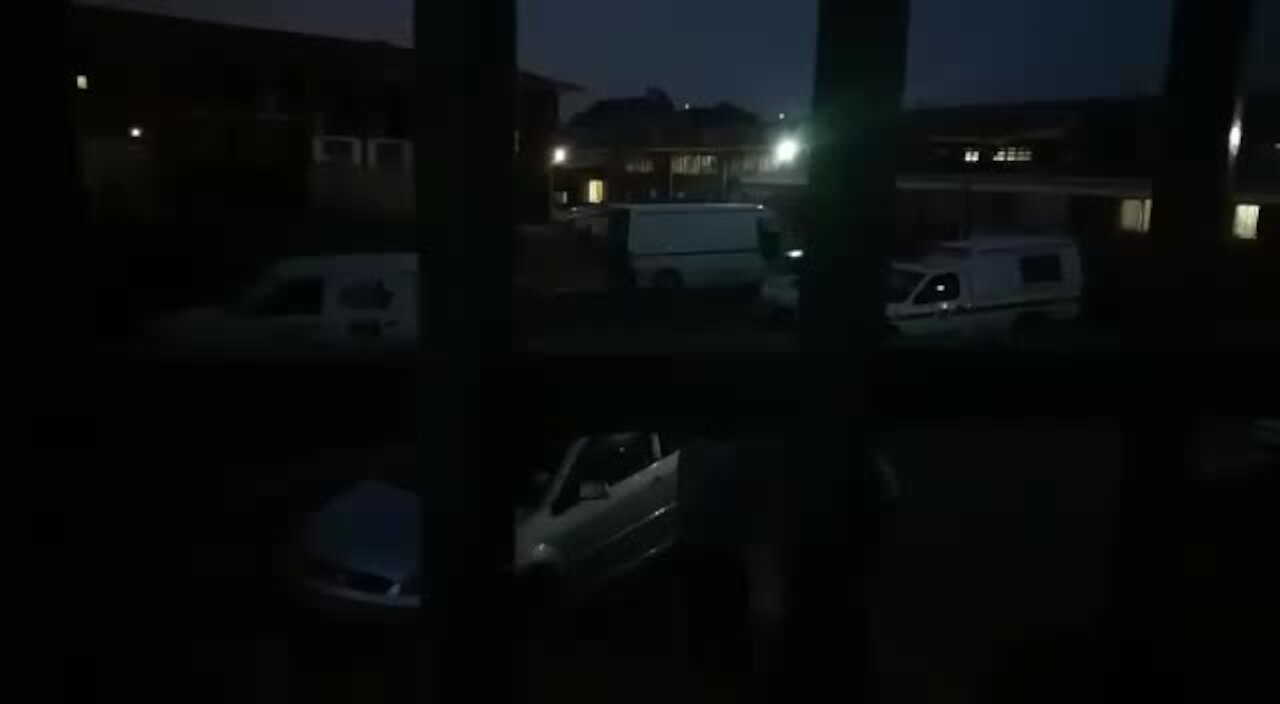 Durban police detonate parcel believed to be bomb, no injuries (SNb)