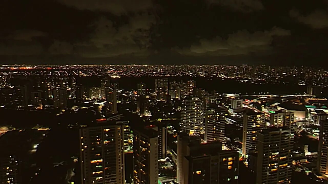 "Explorando a Beleza Noturna de Fortaleza com um Drone"#dronefortaleza #dronevideo #drones #drone