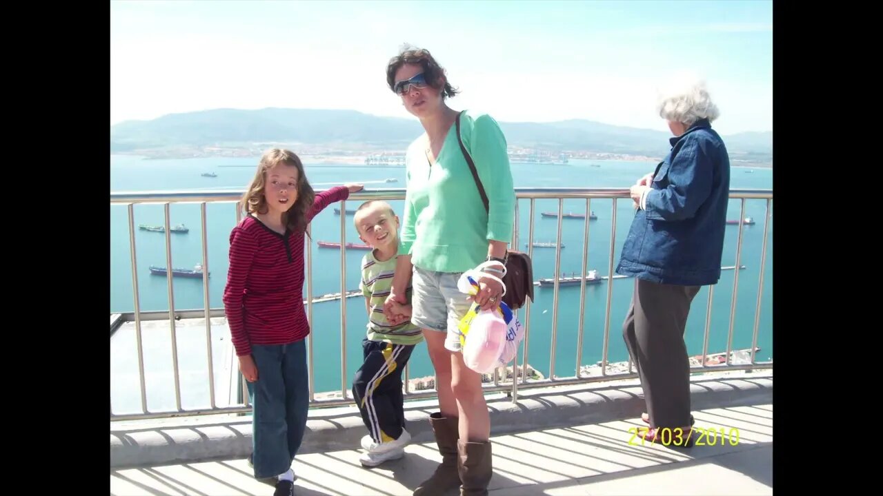 Family Photo album 001.