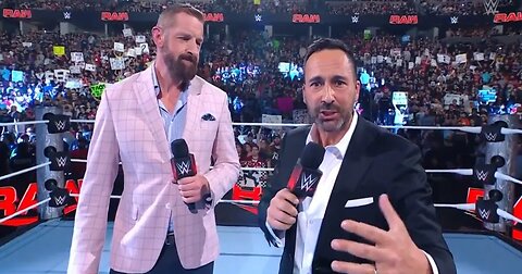 Wade Barrett Welcomes New Voice Joe Tessitore to WWE RAW! #shorts
