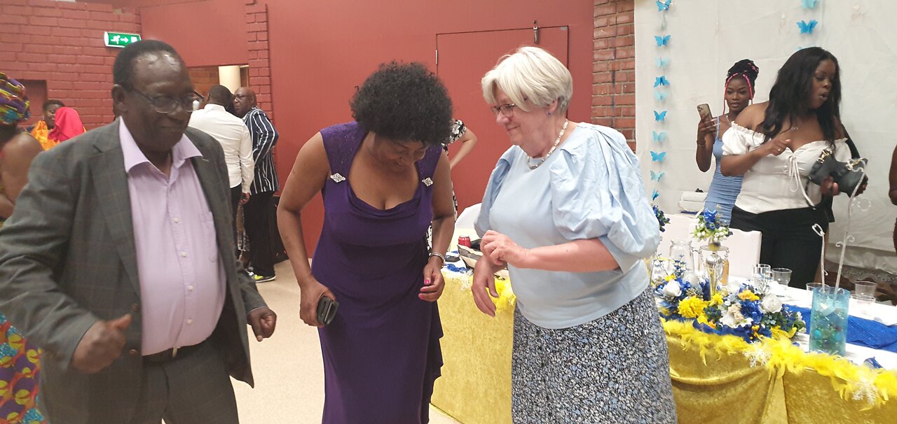 The Ekotipe dance as Lorraine's party winds up