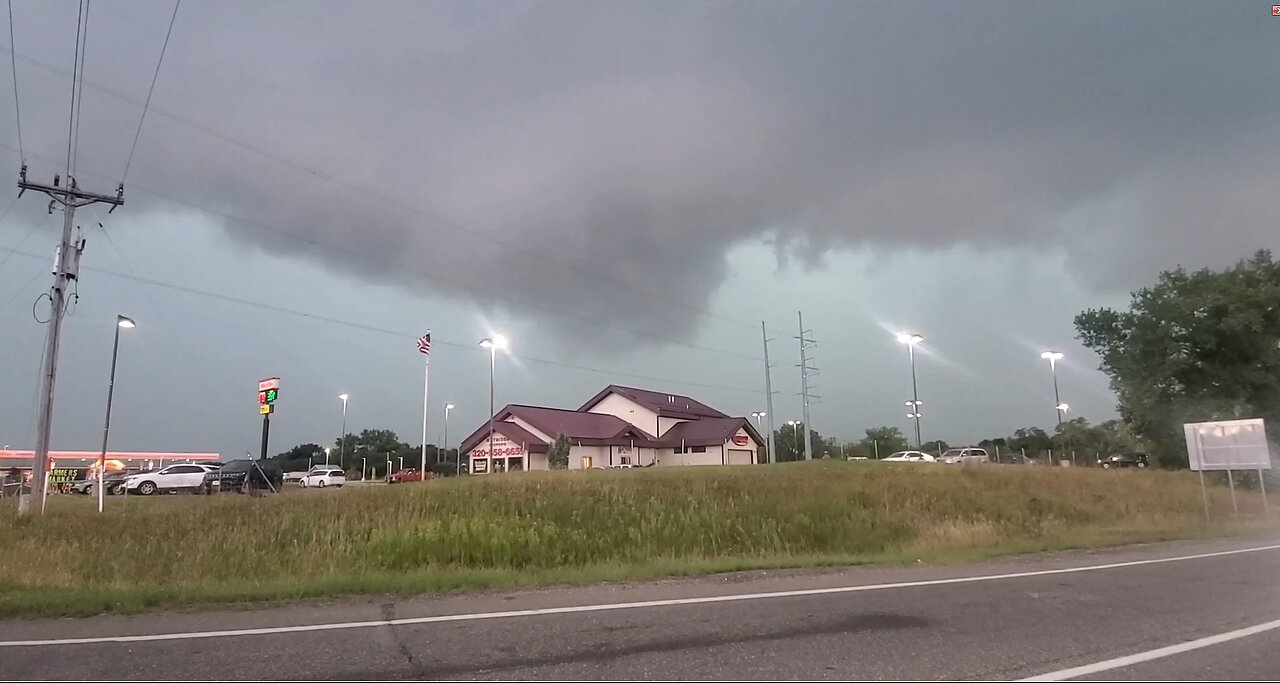 Tornado Warned Squall Line Storm Chase - Cambridge MN - 8/29/24