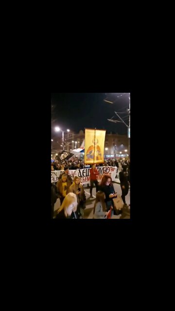 Thousands of Serbs demonstrate in favor of Russia in Belgrade tonight