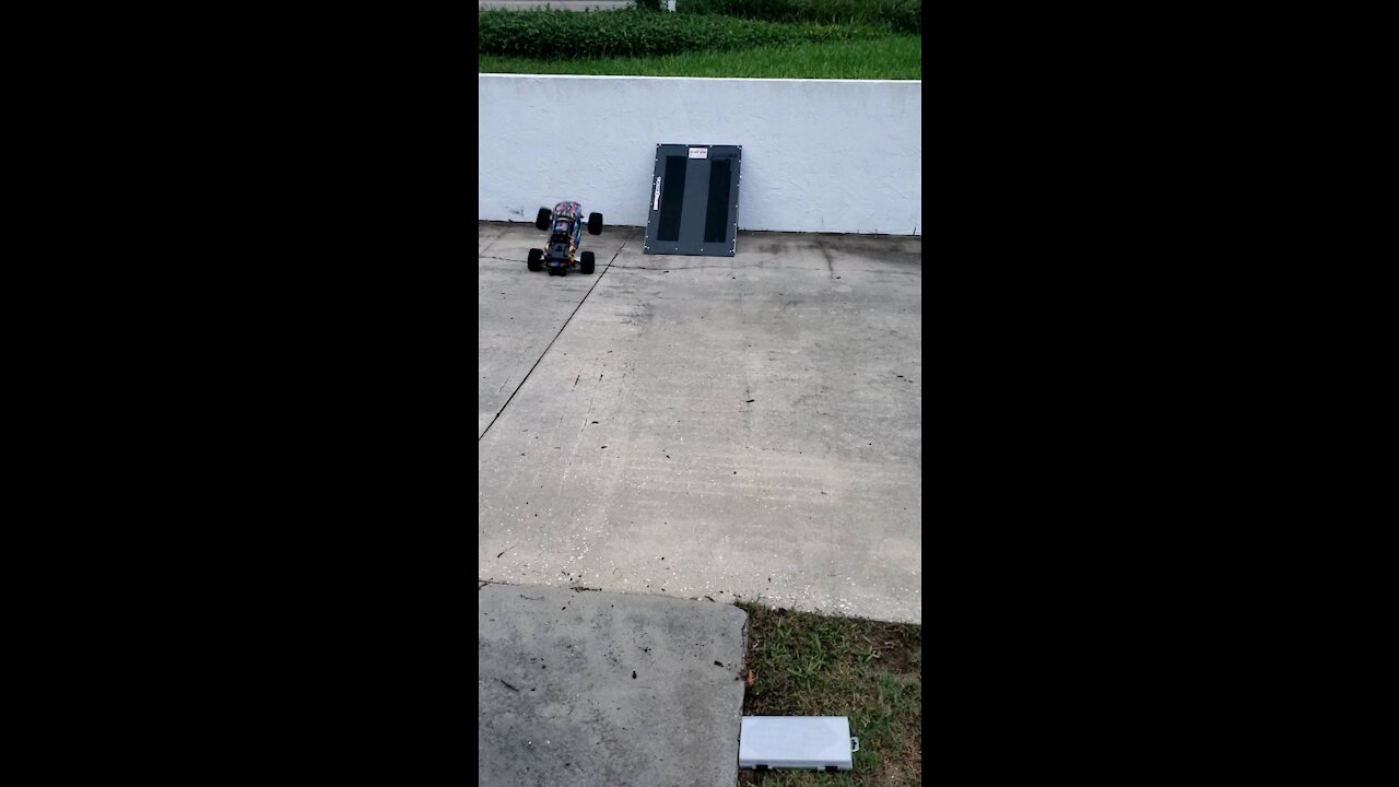 Maxx Flip off the wall hard landing on concrete