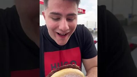 TESTEZ BURGER DE 12 LEI DE LA BENZINARIE #oguritamica #mancare #mancaciosul