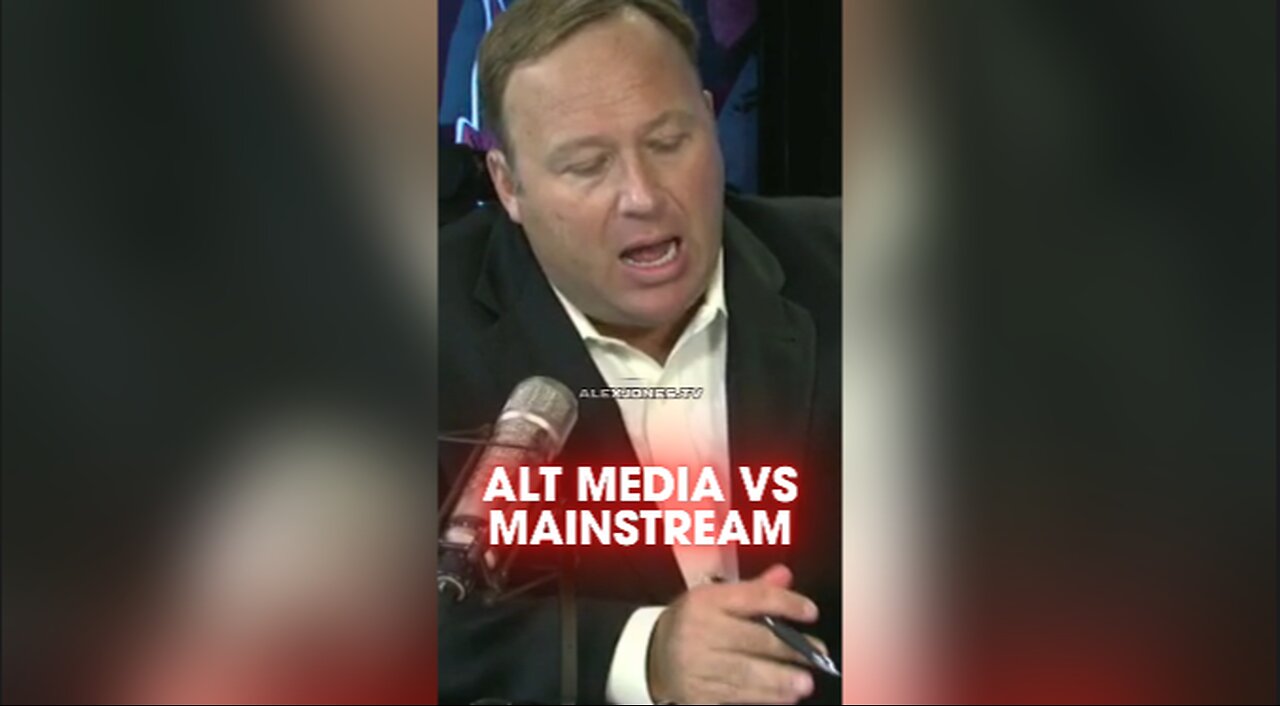 Alex Jones & Tucker Carlson Warned The Mainstream Media They Would Be Dead Soon - 2/28/14