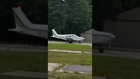 Piper Warrior Short Field Takeoff at Limington (63B)