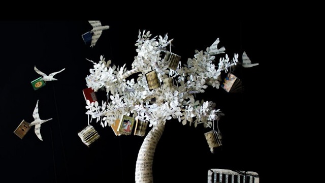 Amazing Art Made From Recycled Books!