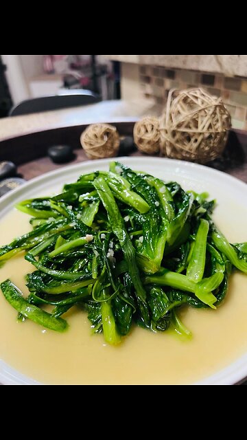 Garlic A-Choy Stir Fry