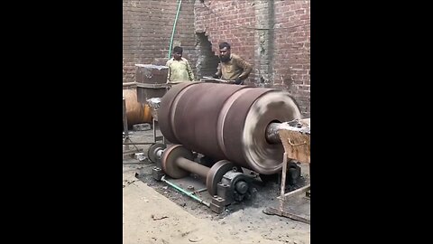 Flour mill roller