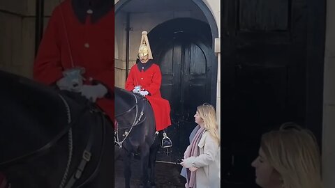The Horse almost pulls her coat off #thekingsguard