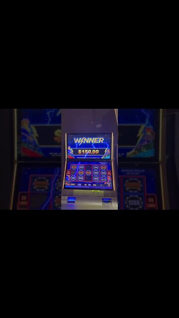 Hold N' Spin! So Many Mini's! #shorts #shortsvideo #lightninglink #slotmachines #jackpot