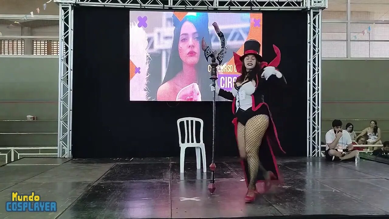 Apresentação Cosplay de Le Blanc, do jogo League of Legends no 3º Americana Anime Fest (2022)