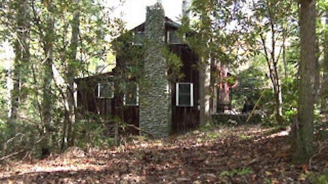 The old Wonderland Hotel in the Smokies of Tennessee. Take a free tour!