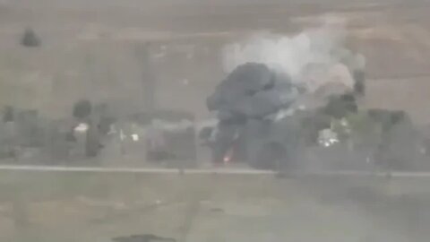 Russians taking over the AFU spot and taking in POWS