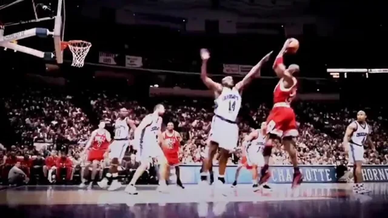 Michael Jordan Fadeaway is so smooth! #nba #jordan #shorts