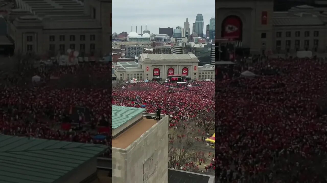 #chiefs #superbowl #champions #kansascity #kansascitychiefs #parade