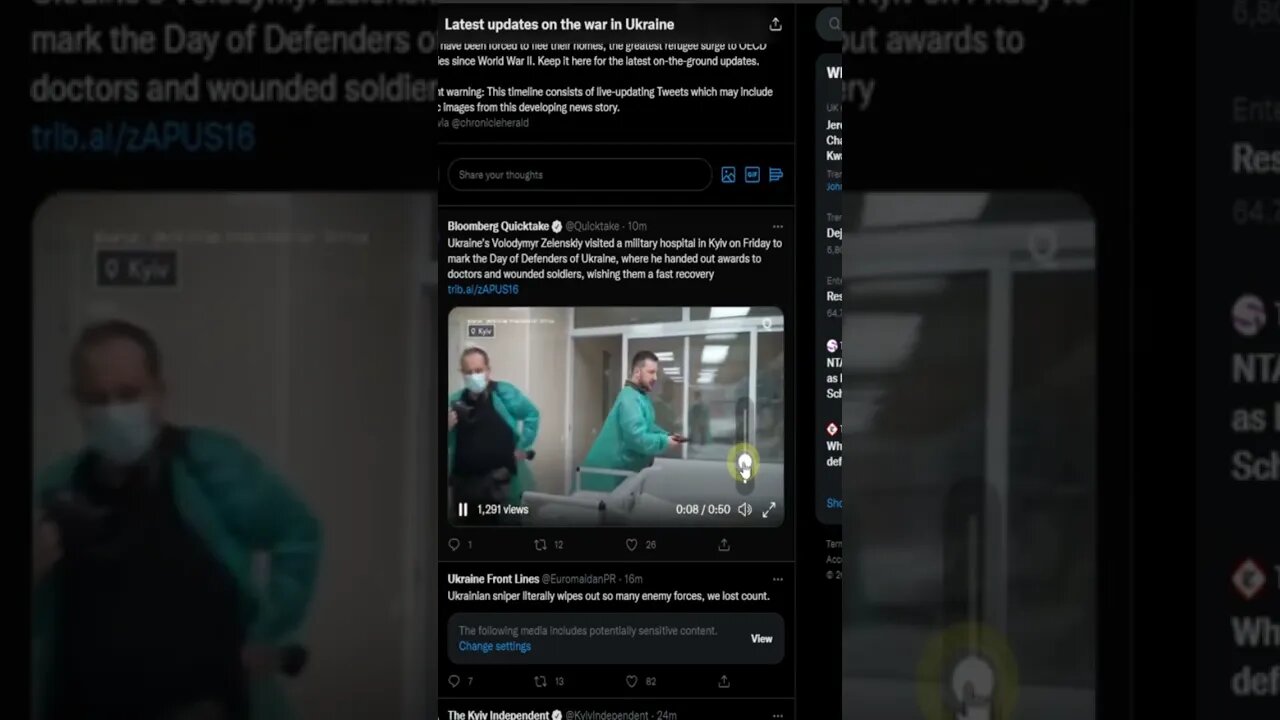 ZELENSKYY THANKS INJURED SOLDIERS #shorts